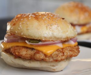 poultry chicken sandwich-434658_1280